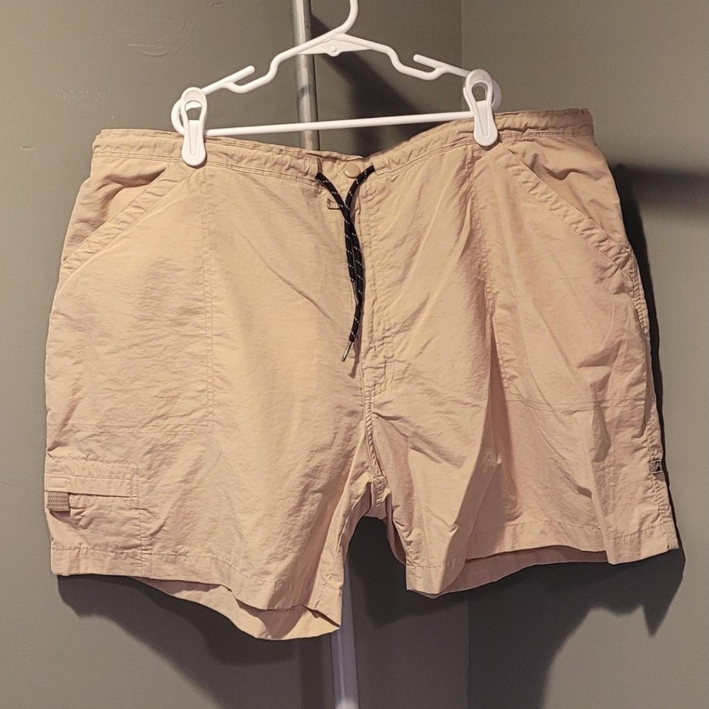Alpine Design Tan Cargo Shorts
